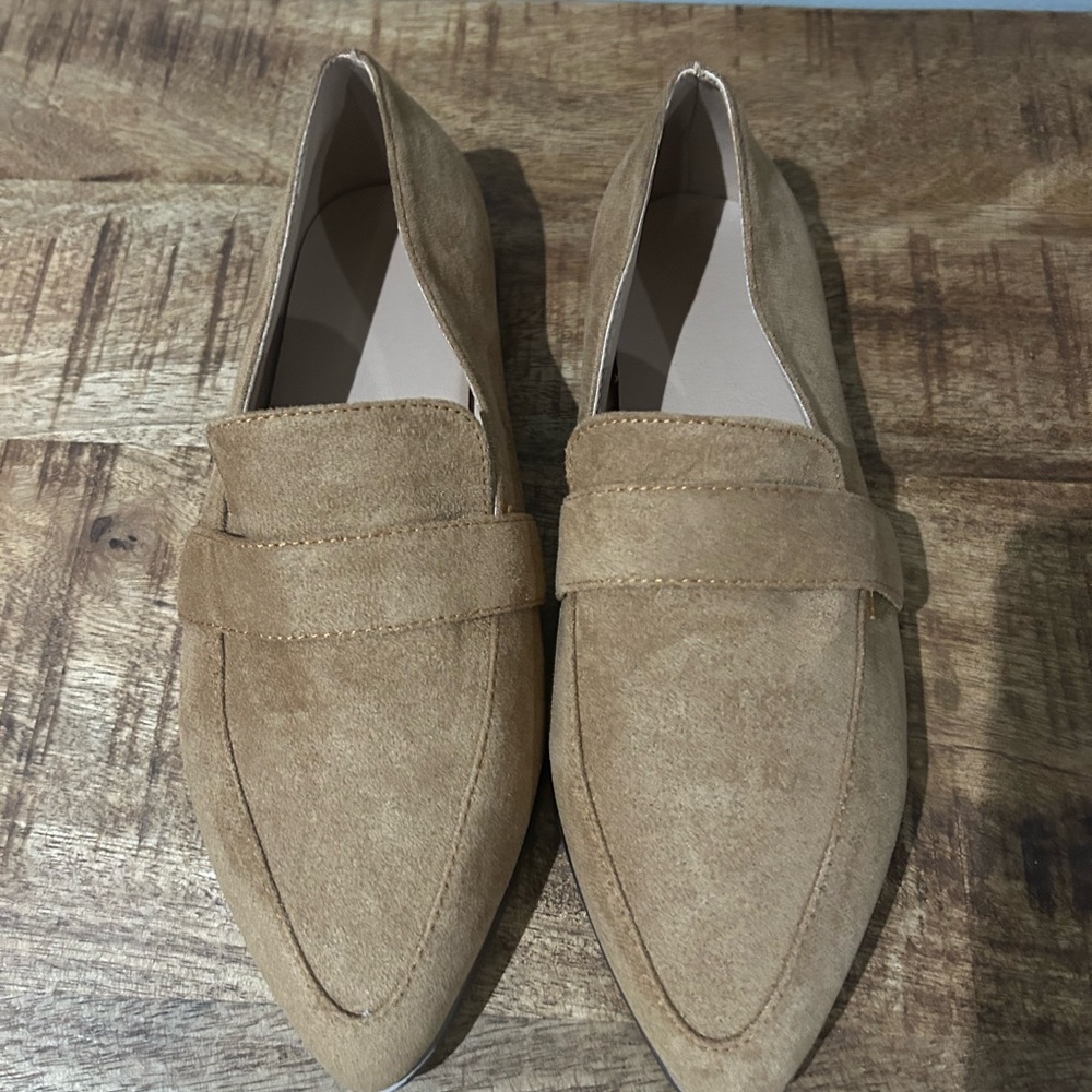 Women’s Suede Penny Loafers in Tan